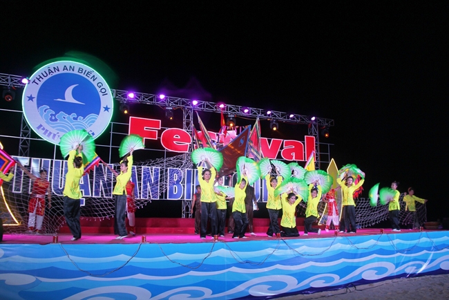 Nhiều hoạt động 