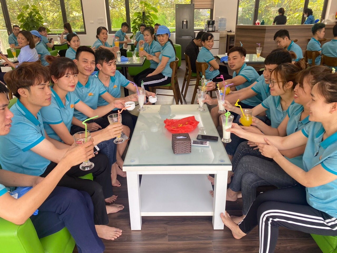 “Quán” cà phê nghe nhạc miễn phí cho công nhân