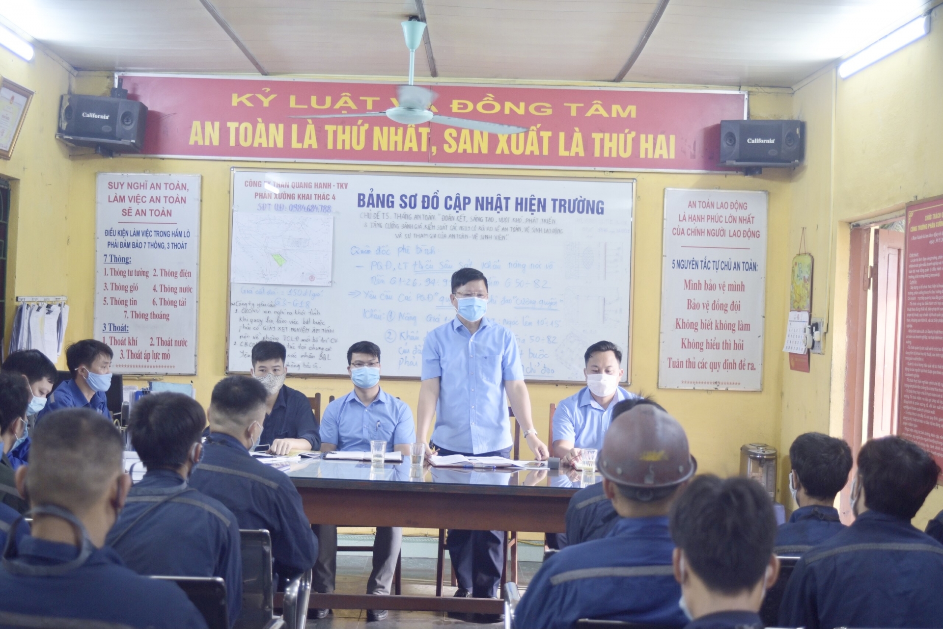 Một số nội dung cấp bách cần được thực hiện đồng bộ