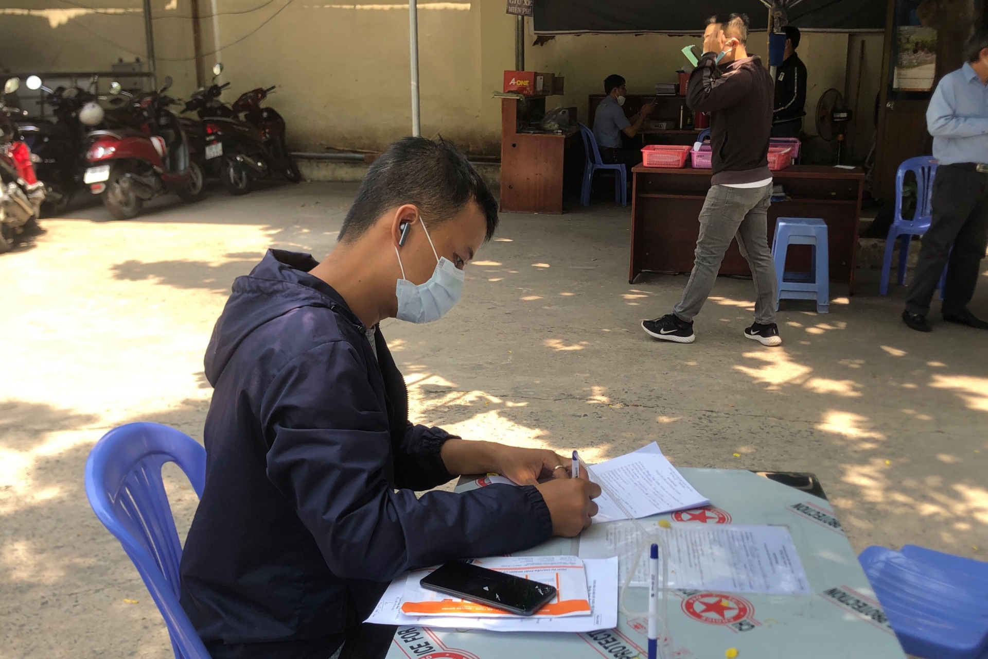 undefined Bảo hiểm cho tương lai và mối âu lo hiện tại