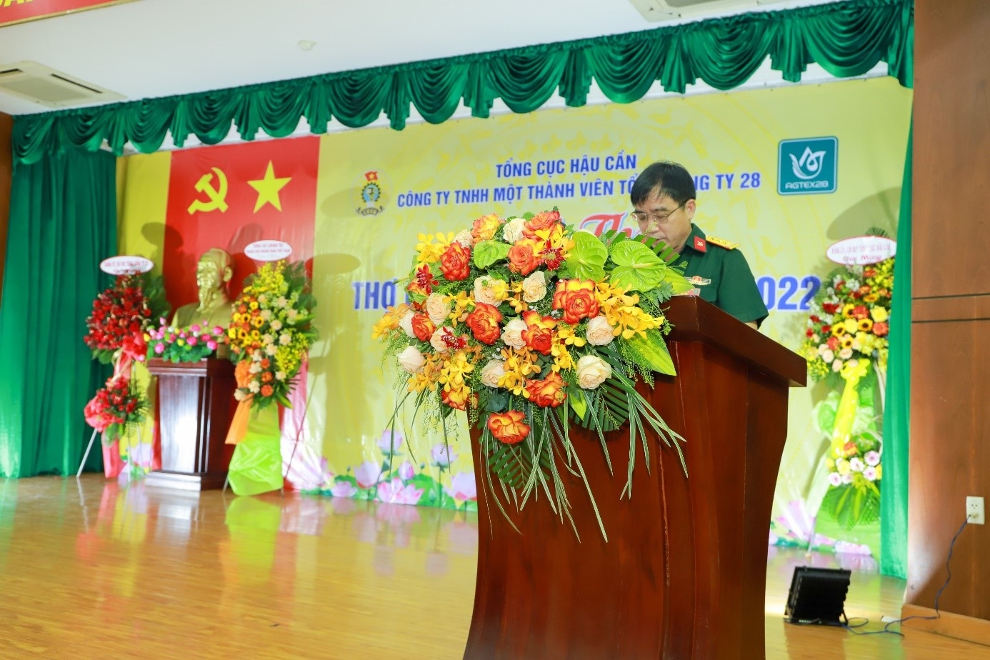 Hội thi thợ giỏi ngành May tại Tổng công ty 28 Hội thi thợ giỏi ngành May tại Tổng công ty 28