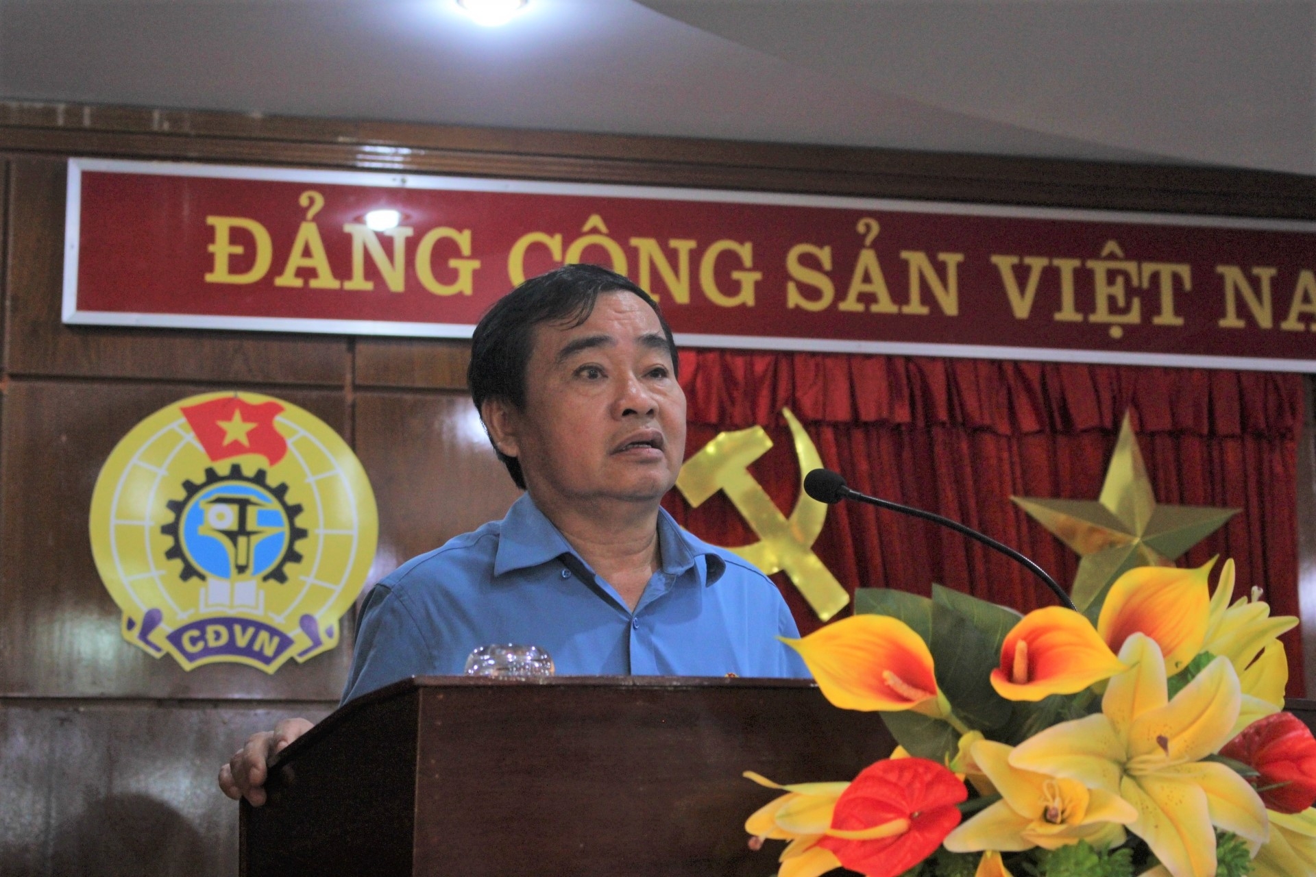 Tăng giờ làm thêm đi kèm với đảm bảo quyền lợi người lao động