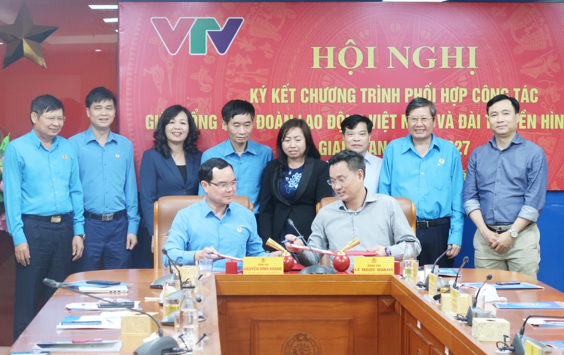 Tổng LĐLĐ Việt Nam ký chương trình phối hợp với Đài Truyền hình Việt Nam Tổng LĐLĐ Việt Nam ký chương trình phối hợp với Đài Truyền hình Việt Nam