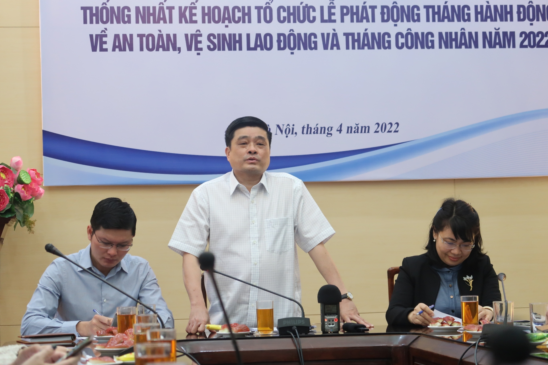 Chính sách tăng thời giờ làm thêm của người lao động dự kiến áp dụng đến tháng 12/2022 Chính sách tăng thời giờ làm thêm của người lao động dự kiến áp dụng đến tháng 12/2022