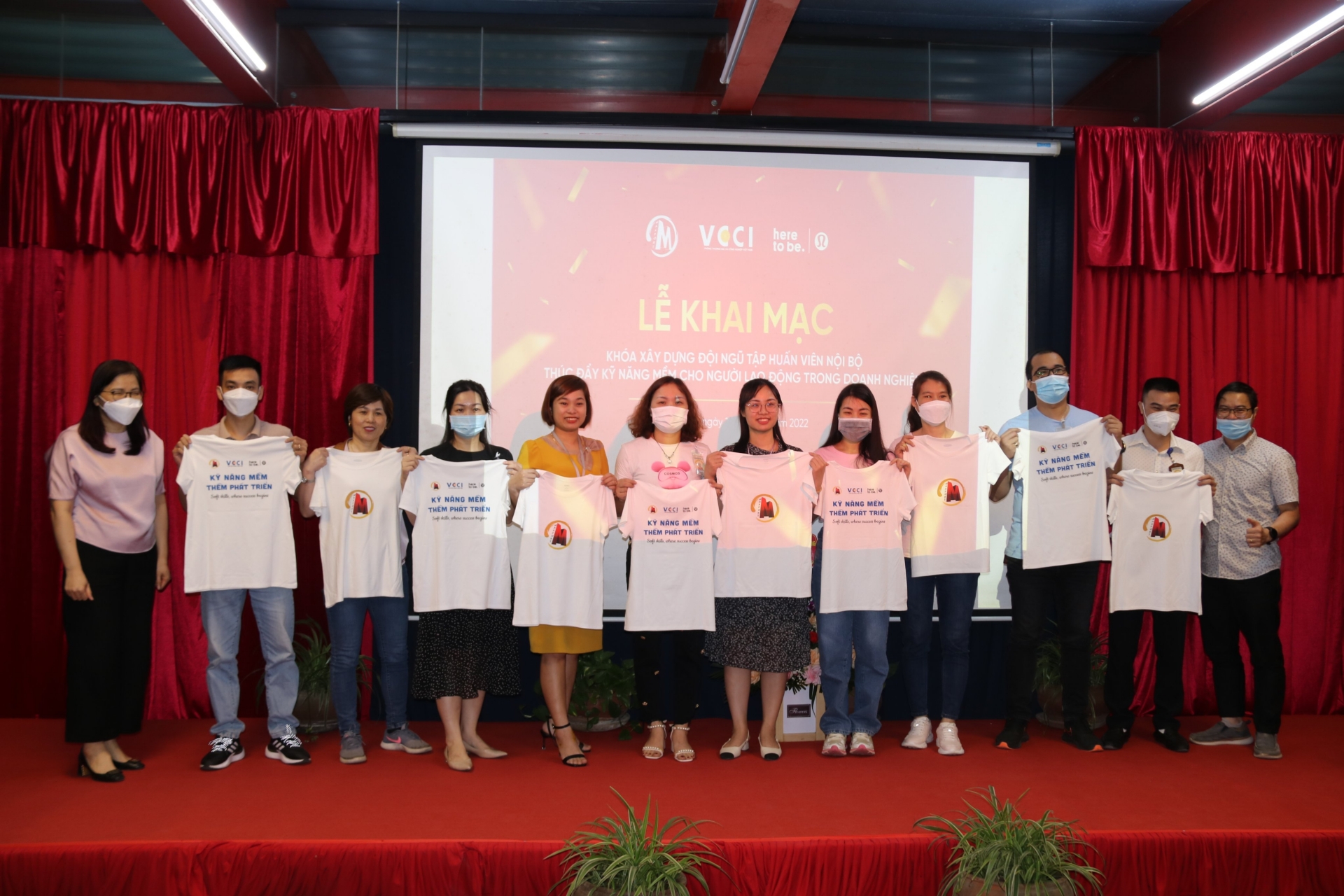 Khai mạc khoá tập huấn viên nội bộ thúc đẩy kỹ năng mềm cho người lao động Khai mạc khoá tập huấn viên nội bộ thúc đẩy kỹ năng mềm cho người lao động