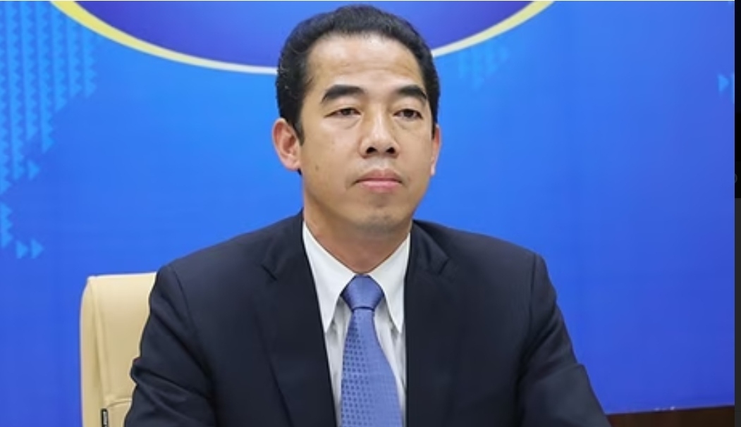 Lòng tham của cụ bà và “sa chân” của Thứ trưởng