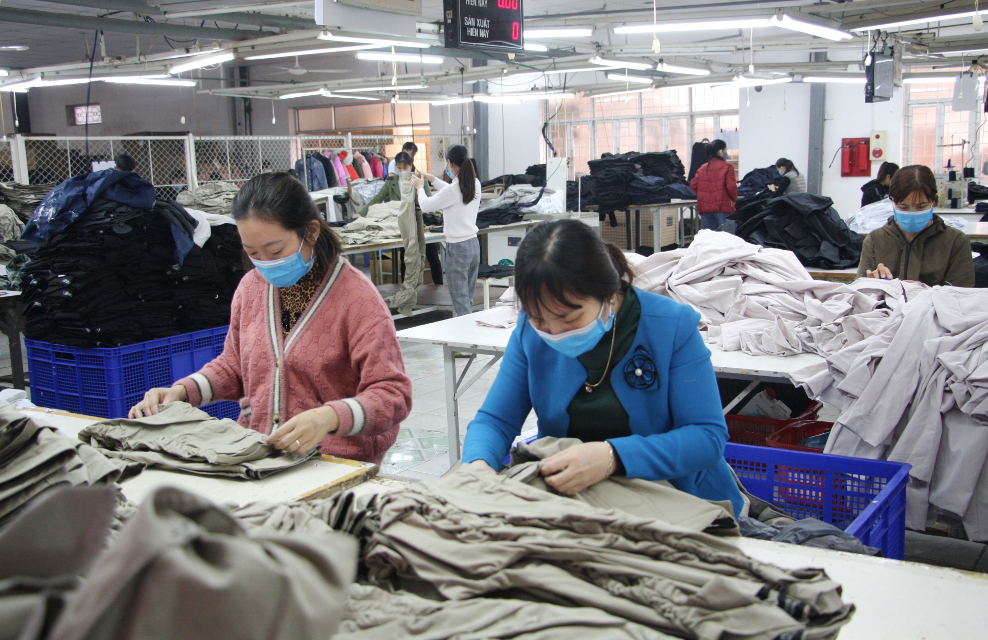 Nhu cầu dinh dưỡng của công nhân và vai trò của tổ chức Công đoàn Nhu cầu dinh dưỡng của công nhân và vai trò của tổ chức Công đoàn