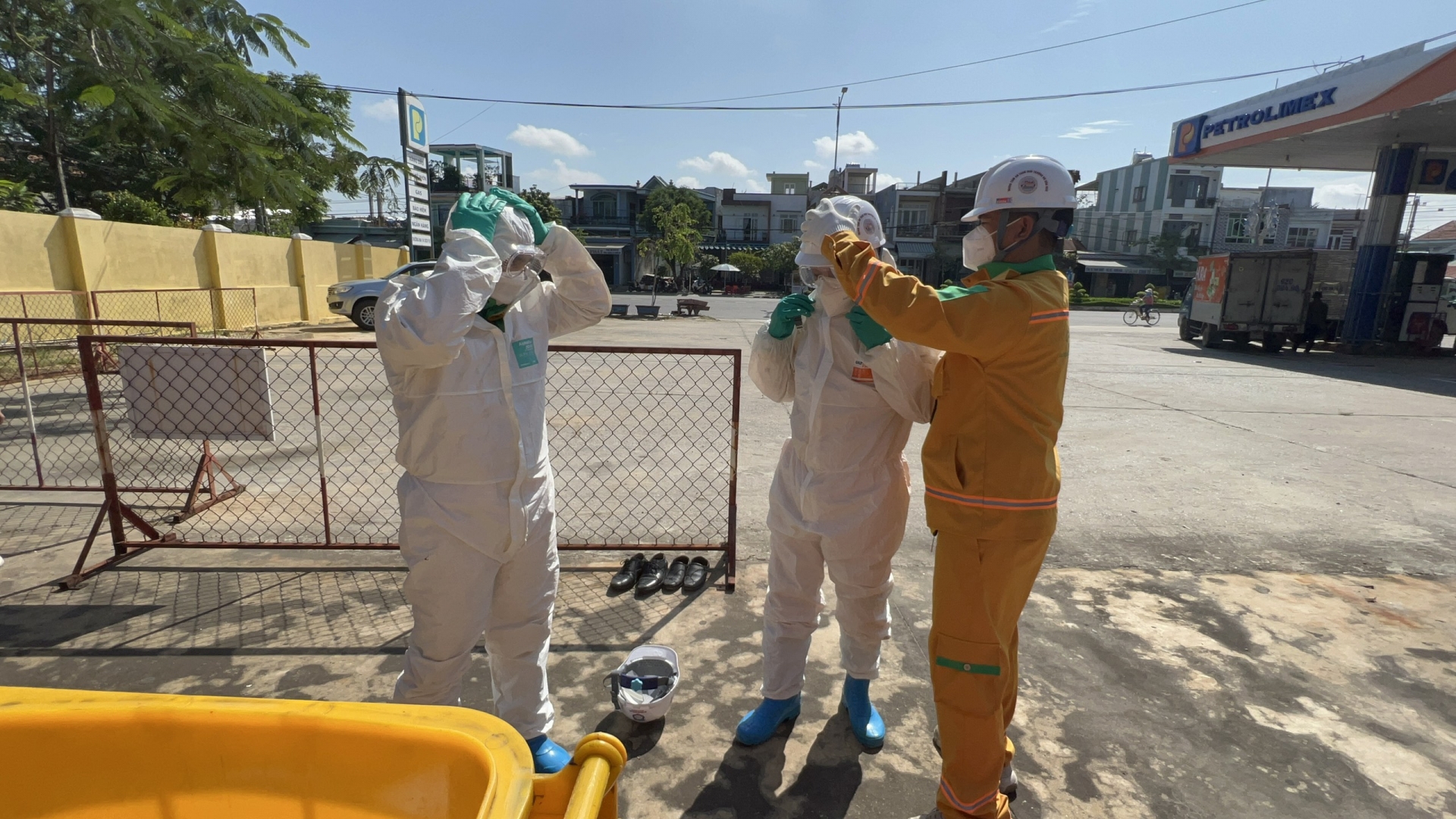 Nâng cao khả năng ứng phó sự cố tràn dầu cho người lao động