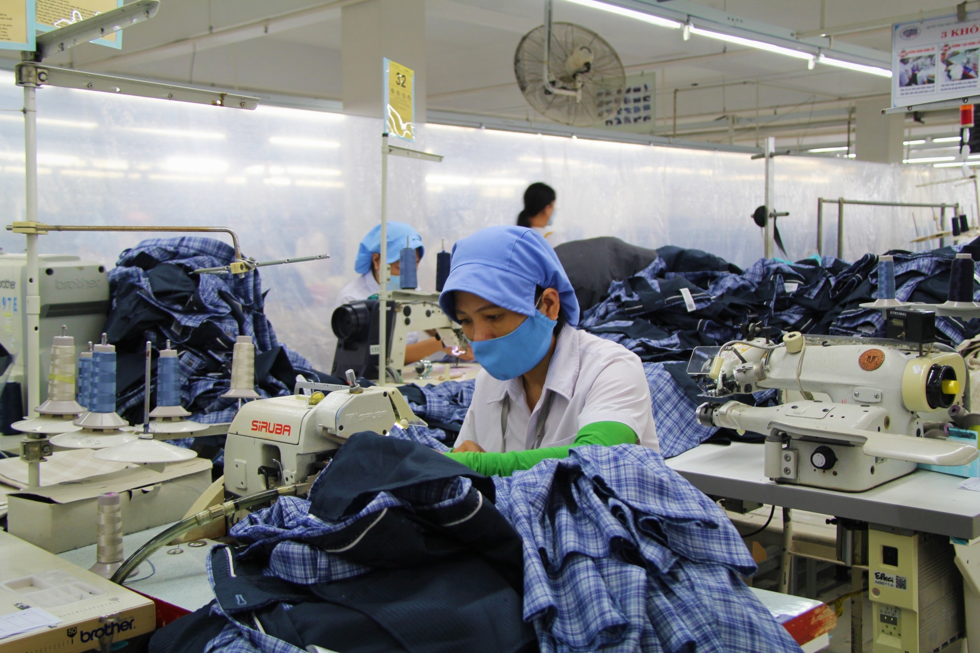 Ngành Dệt may khó khăn trong giữ chân lao động trẻ