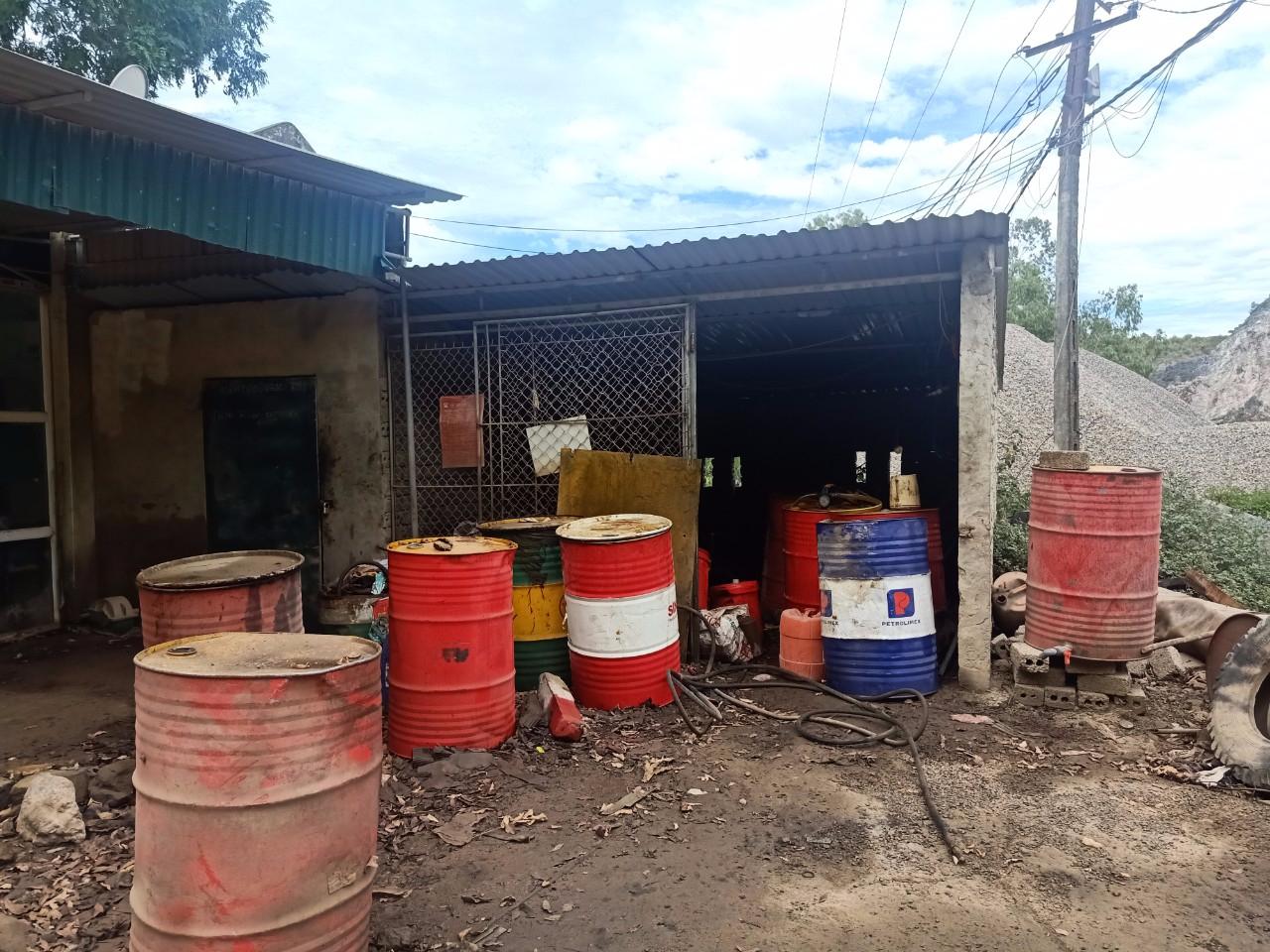 An toàn, vệ sinh lao động ở các mỏ đá: Doanh nghiệp phải chủ động cải thiện An toàn, vệ sinh lao động ở các mỏ đá: Doanh nghiệp phải chủ động cải thiện