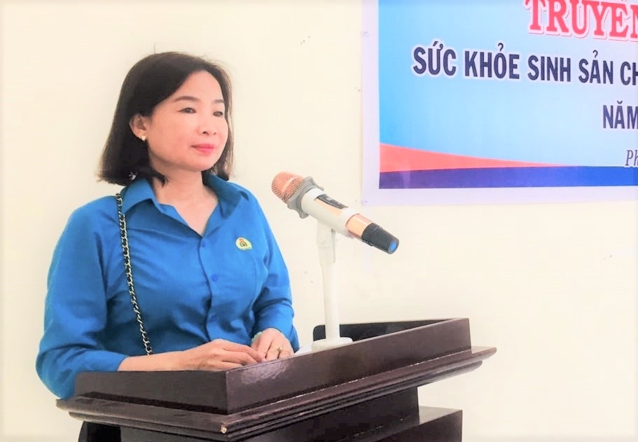 Ra mắt Câu lạc bộ Công nhân với sức khỏe sinh sản và pháp luật lao động