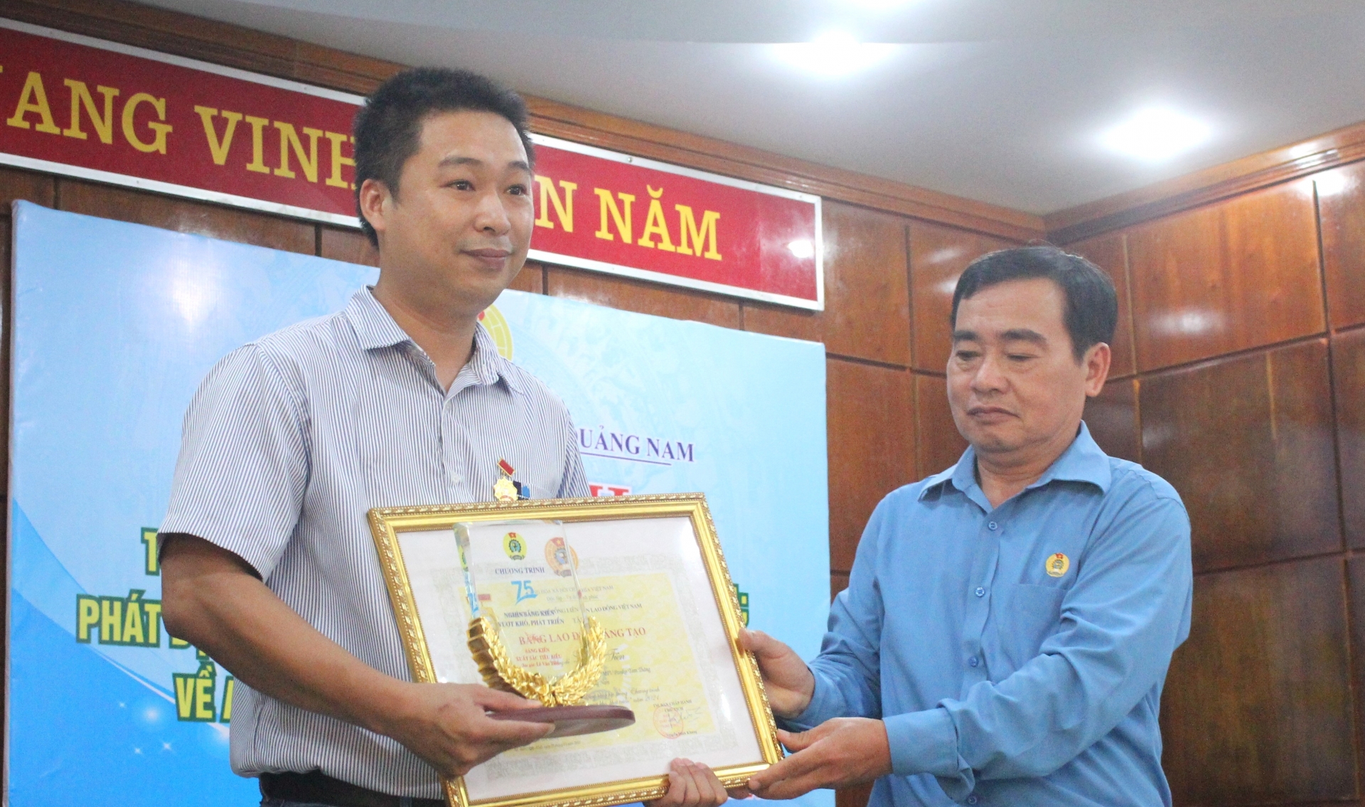 LĐLĐ tỉnh Quảng Nam đẩy mạnh các phong trào thi đua trong đoàn viên, người lao động LĐLĐ tỉnh Quảng Nam đẩy mạnh các phong trào thi đua trong đoàn viên, người lao động