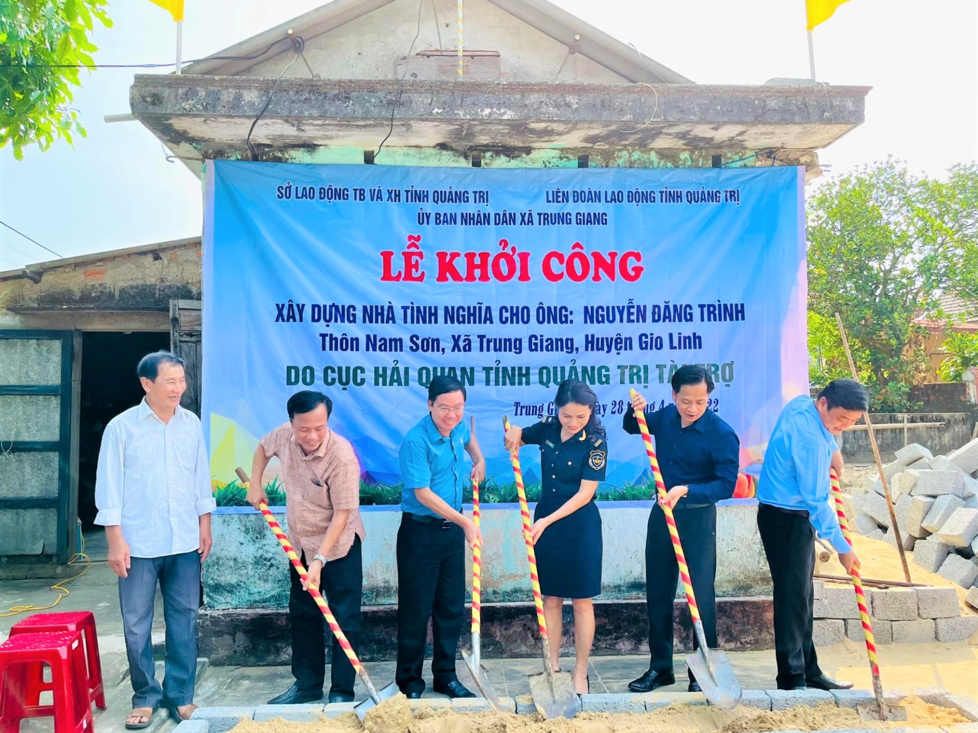 LĐLĐ tỉnh Quảng Trị: Khởi công nhà tình nghĩa, mang ước mơ đến với gia đình chính sách