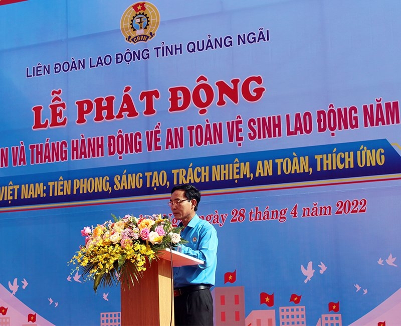 LĐLĐ tỉnh Quảng Ngãi phát huy tinh thần thi đua, sáng tạo của đoàn viên, người lao động LĐLĐ tỉnh Quảng Ngãi phát huy tinh thần thi đua, sáng tạo của đoàn viên, người lao động