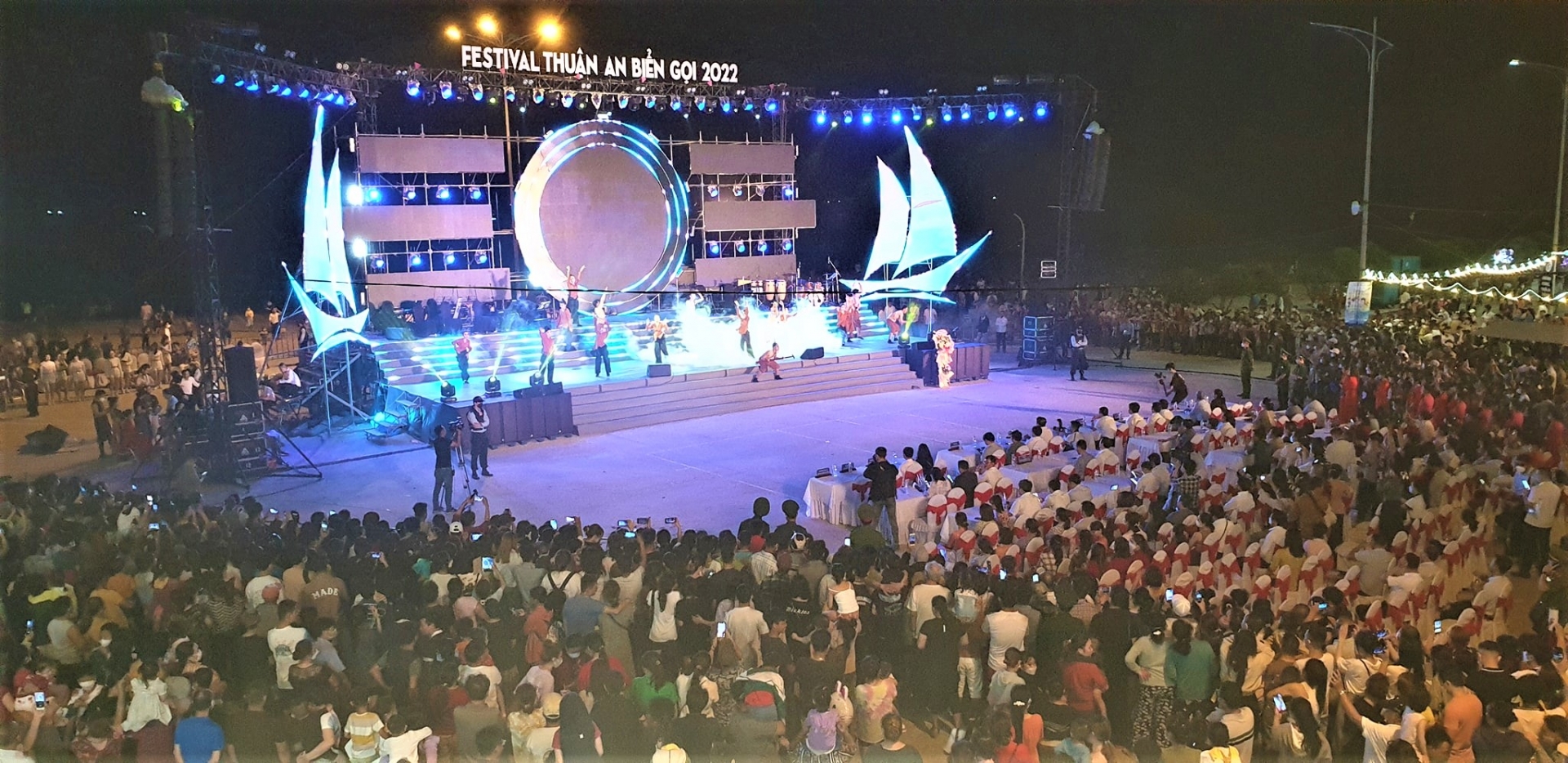 Festival “Thuận An biển gọi 2022 Festival “Thuận An biển gọi 2022