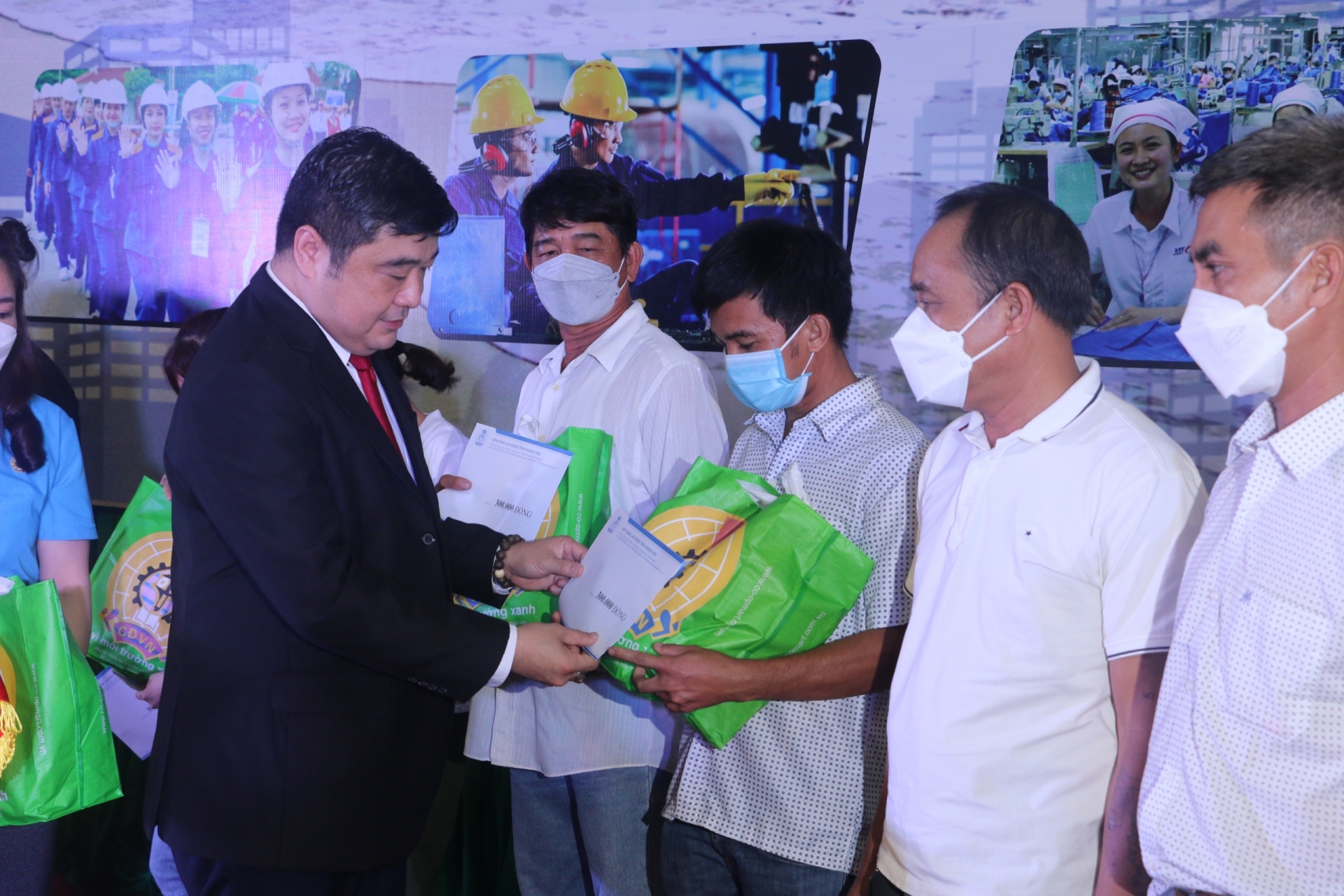 LĐLĐ tỉnh Khánh Hòa:Triển khai những hành động cụ thể để phòng ngừa tai nạn lao động