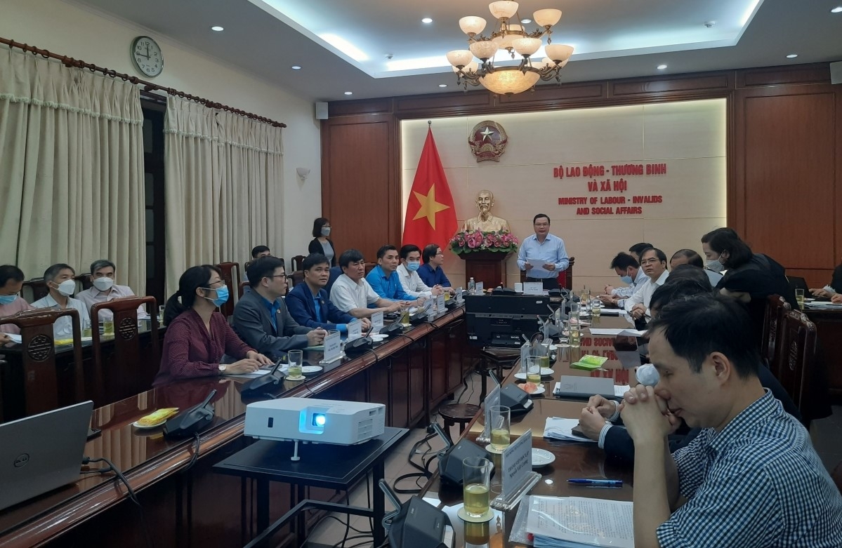 Vì sao doanh nghiệp đề nghị hoãn tăng lương tối thiểu từ ngày 1/7?