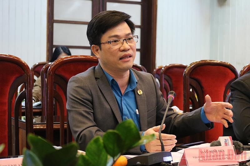 Phát triển đội tàu container cạnh tranh với hãng tàu nước ngoài