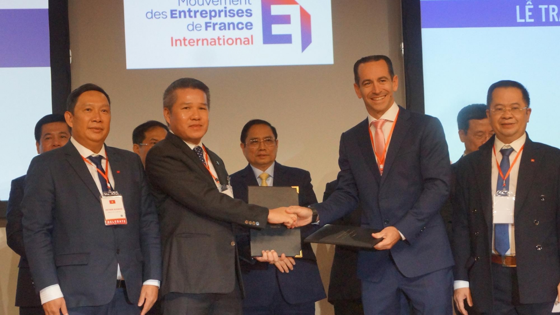 Phát triển đội tàu container nhằm cạnh tranh với hãng tàu nước ngoài