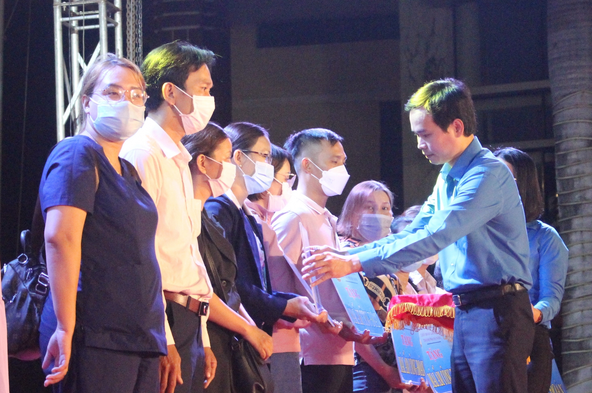 Đà Nẵng: Tặng 30.000 phiếu hỗ trợ NLĐ khó khăn tham gia Phiên chợ Công nhân năm 2022