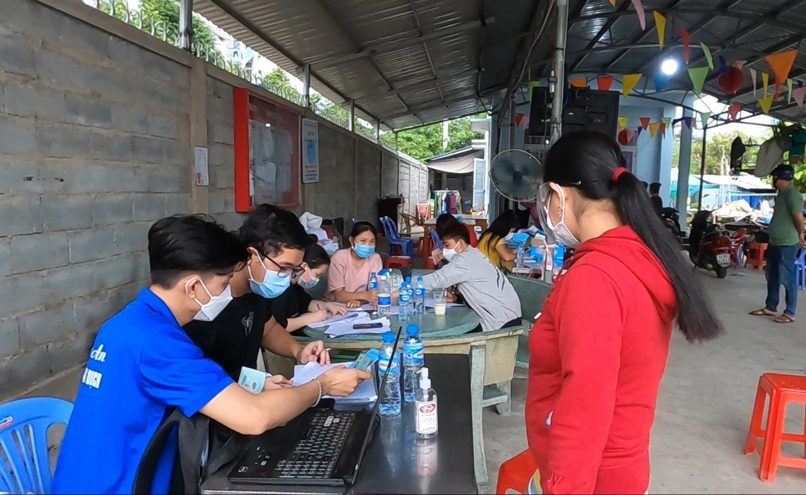 Bình Dương: UBND huyện, thị xã, thành phố sẽ duyệt hỗ trợ tiền thuê nhà cho NLĐ