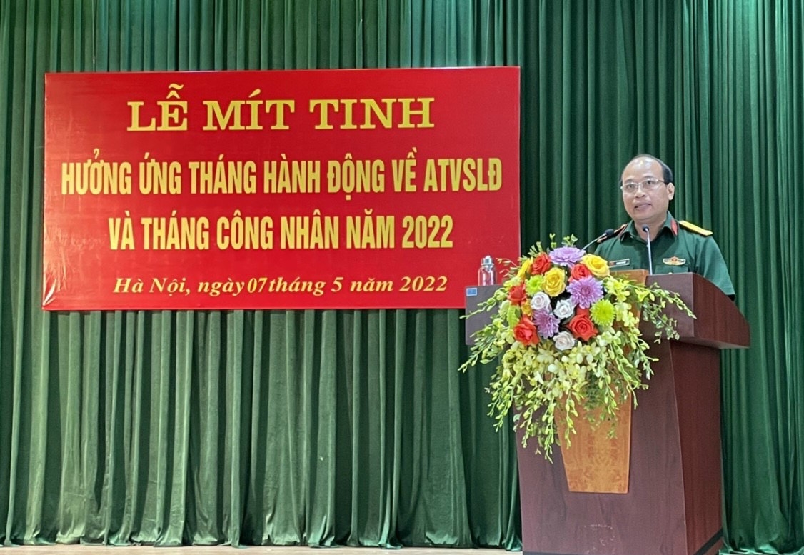 “Các đơn vị phải nâng cao chất lượng công tác huấn luyện An toàn vệ sinh lao động” “Các đơn vị phải nâng cao chất lượng công tác huấn luyện An toàn vệ sinh lao động”