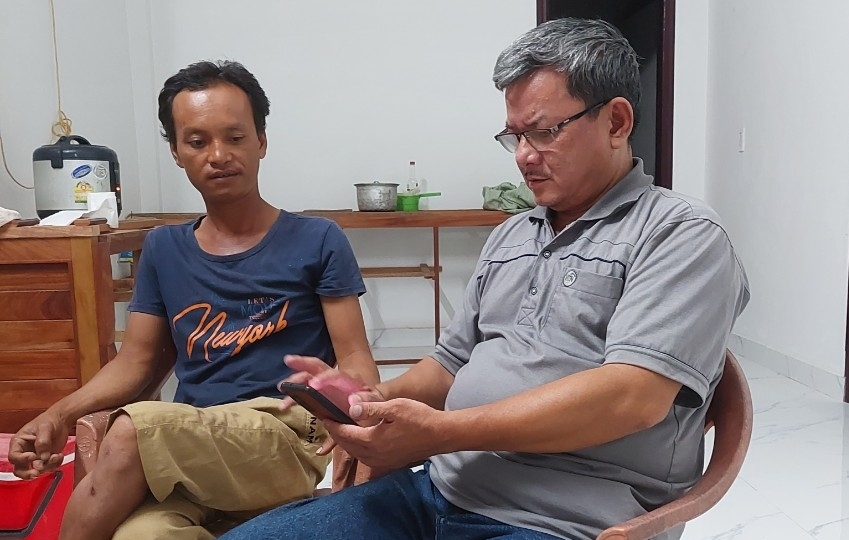 Kỳ 1: Từ người con đi bộ khác thường