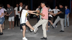 Công nhân được “xả stress” với chương trình của Công đoàn