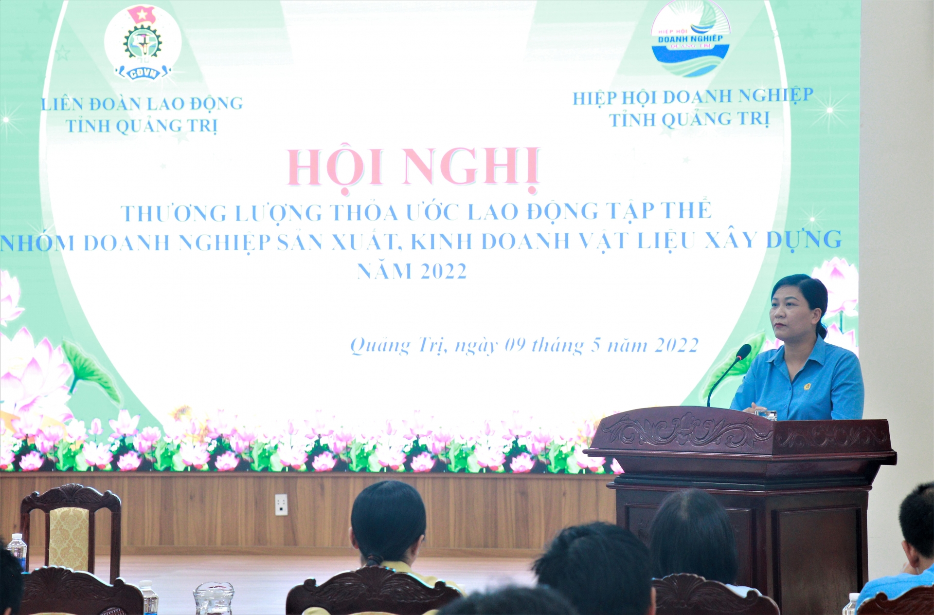 LĐLĐ tỉnh Quảng Trị: Tổ chức thương lượng TƯLĐTT nhóm doanh nghiệp vật liệu xây dựng LĐLĐ tỉnh Quảng Trị: Tổ chức thương lượng TƯLĐTT nhóm doanh nghiệp vật liệu xây dựng