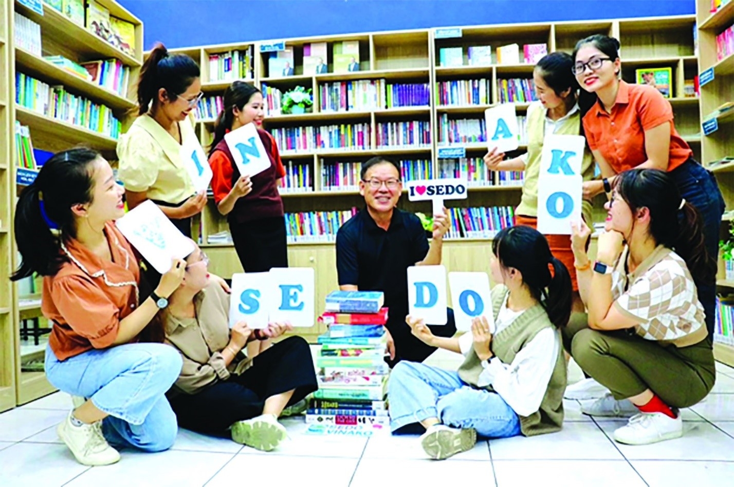 Trao giải tháng 3 và tháng 4/2022 cuộc thi “Vòng tay Công đoàn” lần thứ II Trao giải tháng 3 và tháng 4/2022 cuộc thi “Vòng tay Công đoàn” lần thứ II