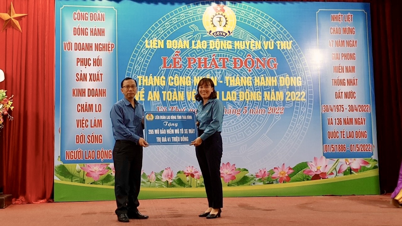 Thái Bình: Đoàn viên, công nhân lao động tích cực hưởng ứng Tháng Công nhân Thái Bình: Đoàn viên, công nhân lao động tích cực hưởng ứng Tháng Công nhân