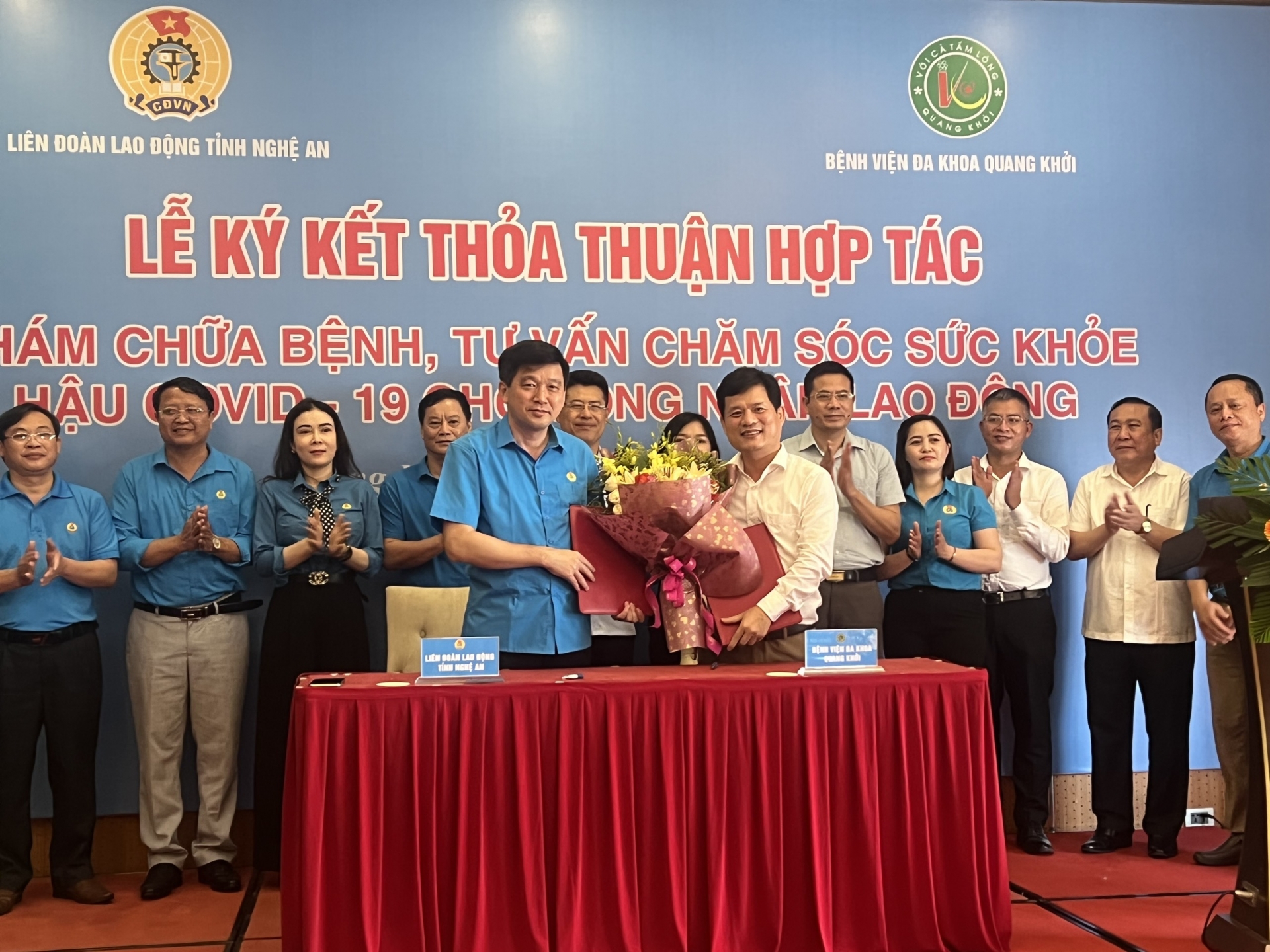 Hợp tác để chăm lo sức khoẻ cho người lao động LĐLĐ tỉnh Nghệ An ký kết thỏa thuận hợp tác với Bệnh viện Đa khoa Quang Khởi