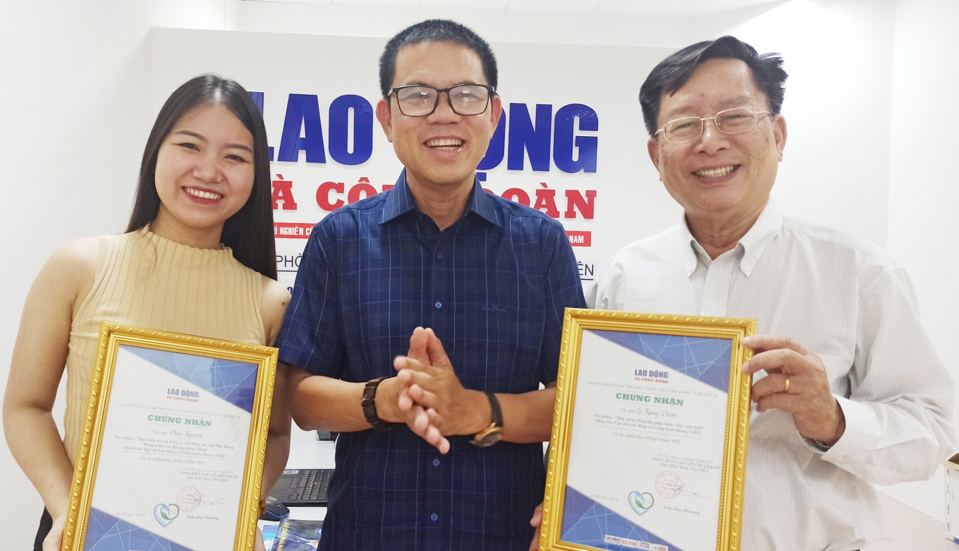 Trao giải tháng 3 và tháng 4/2022 Cuộc thi viết "Vòng tay Công đoàn" lần thứ II Trao giải tháng 3 và tháng 4/2022 Cuộc thi viết "Vòng tay Công đoàn" lần thứ II