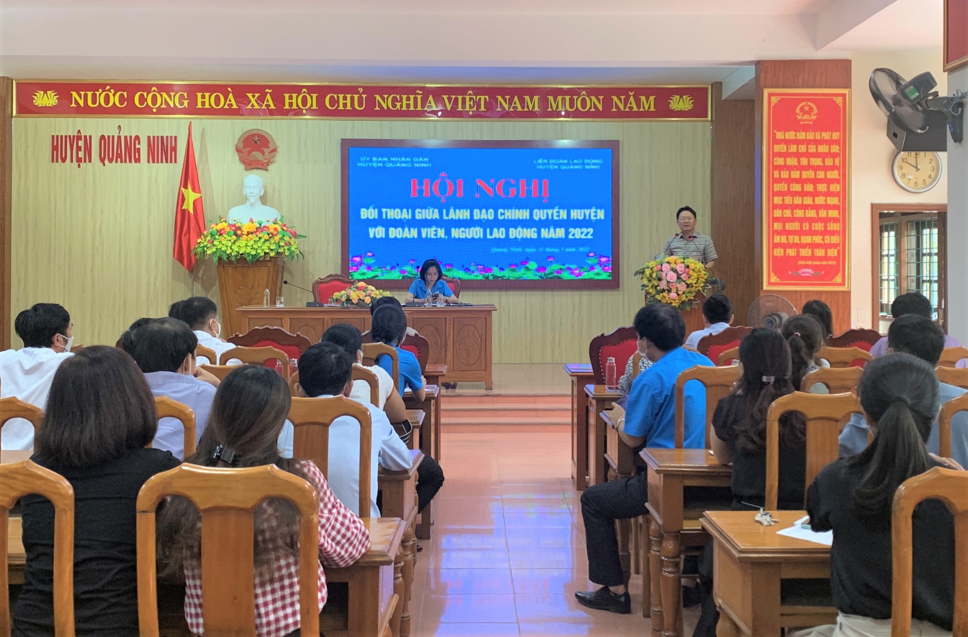 LĐLĐ huyện Quảng Ninh (Quảng Bình) tổ chức đối thoại để lắng nghe, thấu hiểu NLĐ