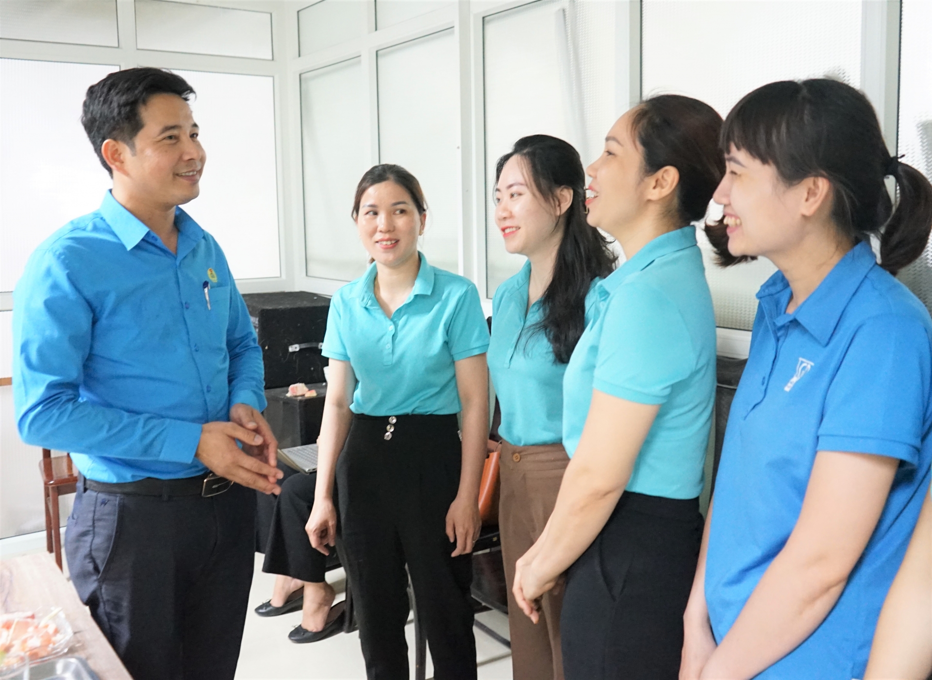 Công đoàn ngành Giáo dục Nghệ An cảm ơn người lao động Công đoàn ngành Giáo dục Nghệ An cảm ơn người lao động