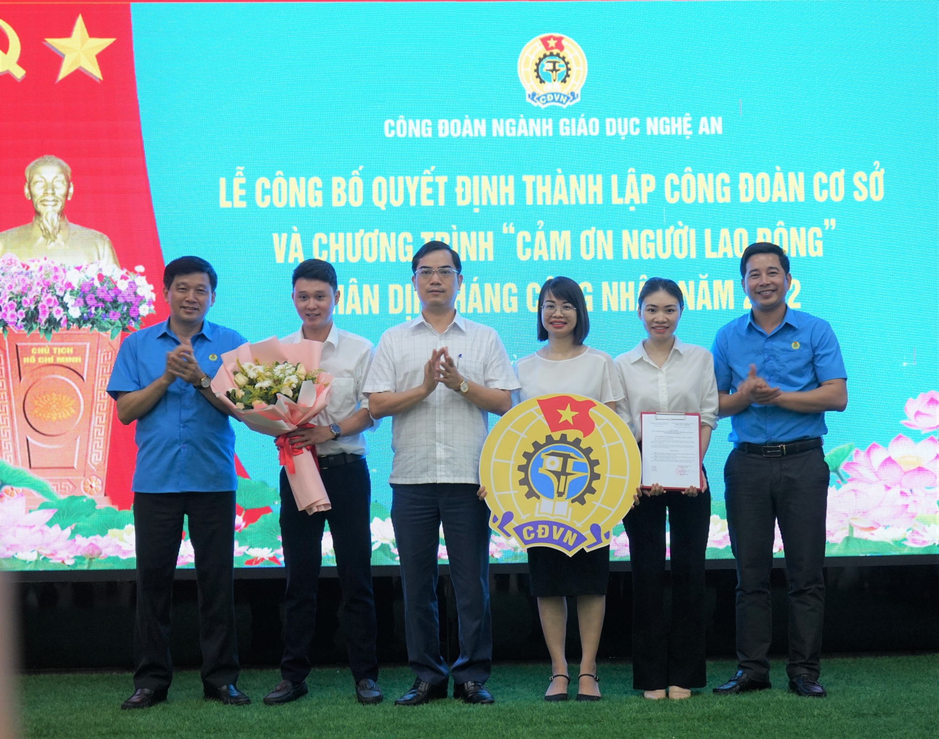 Công đoàn ngành Giáo dục Nghệ An thành lập công đoàn cơ sở, kết nạp 178 đoàn viên