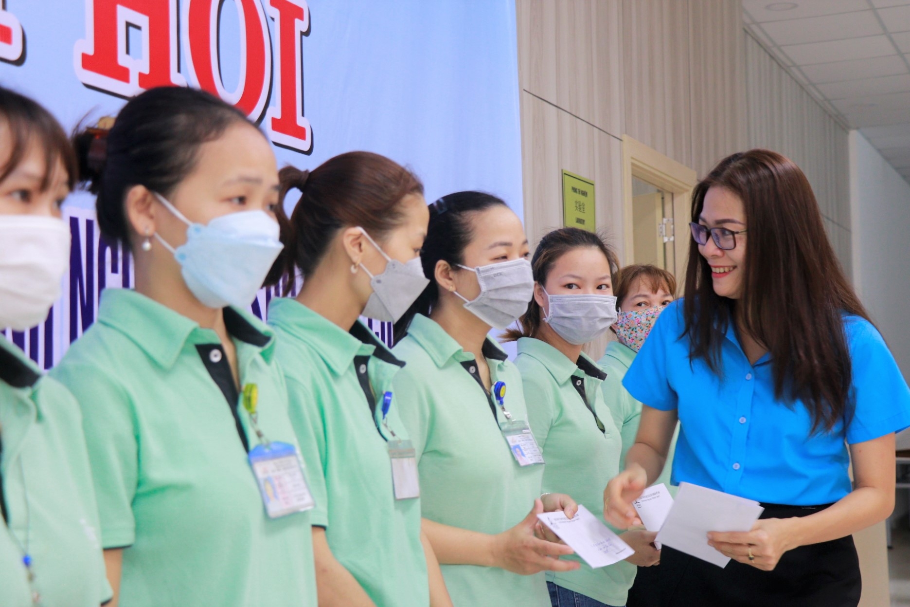 LĐLĐ tỉnh Quảng Trị: Tổ chức khám bệnh, tư vấn sức khỏe miễn phí cho đoàn viên, NLĐ LĐLĐ tỉnh Quảng Trị: Tổ chức khám bệnh, tư vấn sức khỏe miễn phí cho đoàn viên, NLĐ