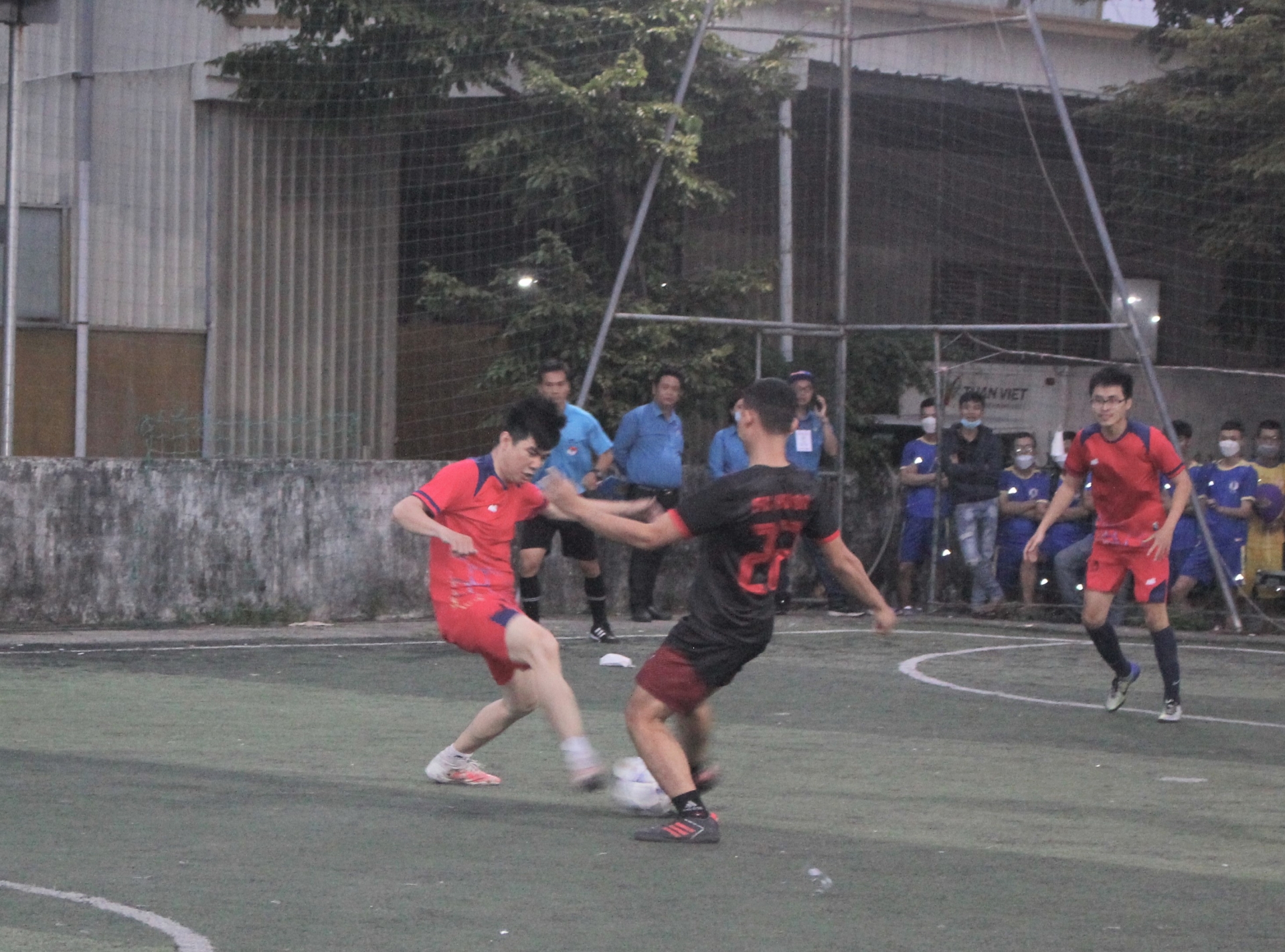 Tưng bừng khai mạc giải bóng đá cho công nhân, người lao động KCN Đà Nẵng