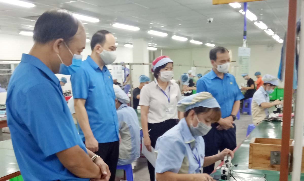 Thực hiện dân chủ ở cơ sở tại nơi làm việc: Đề xuất 6 giải pháp để thúc đẩy tiến trình