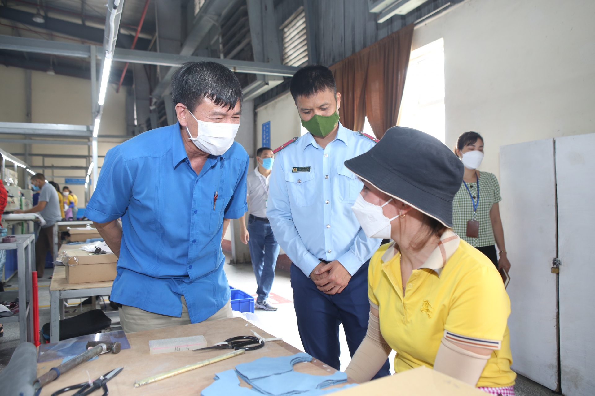 Giám sát thực hiện pháp luật lao động, Bảo hiểm xã hội, chính sách hỗ trợ lao động Giám sát thực hiện pháp luật lao động, Bảo hiểm xã hội, chính sách hỗ trợ lao động