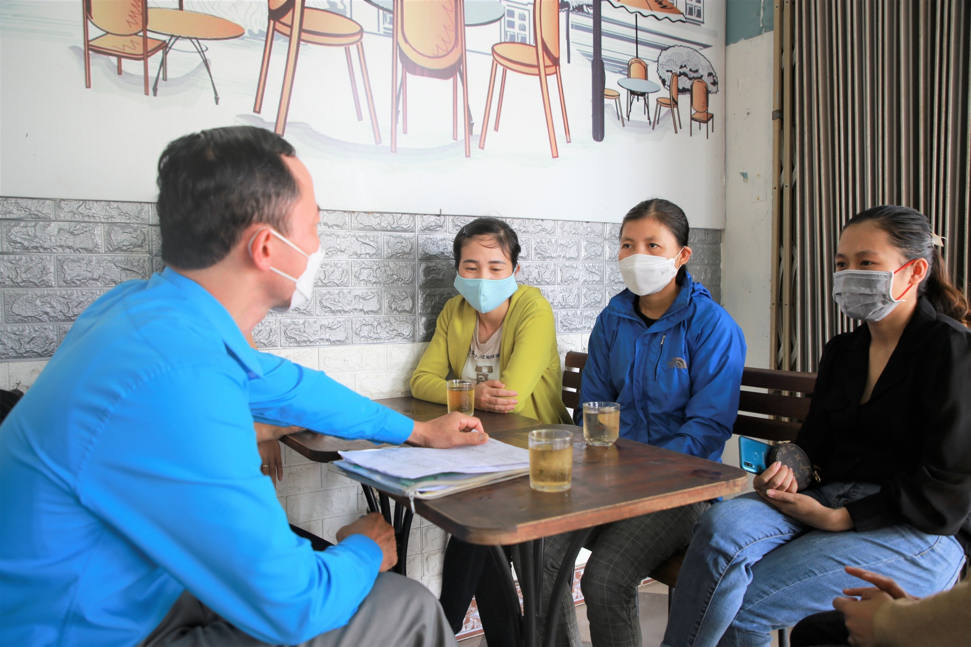 Công đoàn vào cuộc, 30 người lao động đã được chốt sổ BHXH Công đoàn vào cuộc, 30 người lao động đã được chốt sổ BHXH