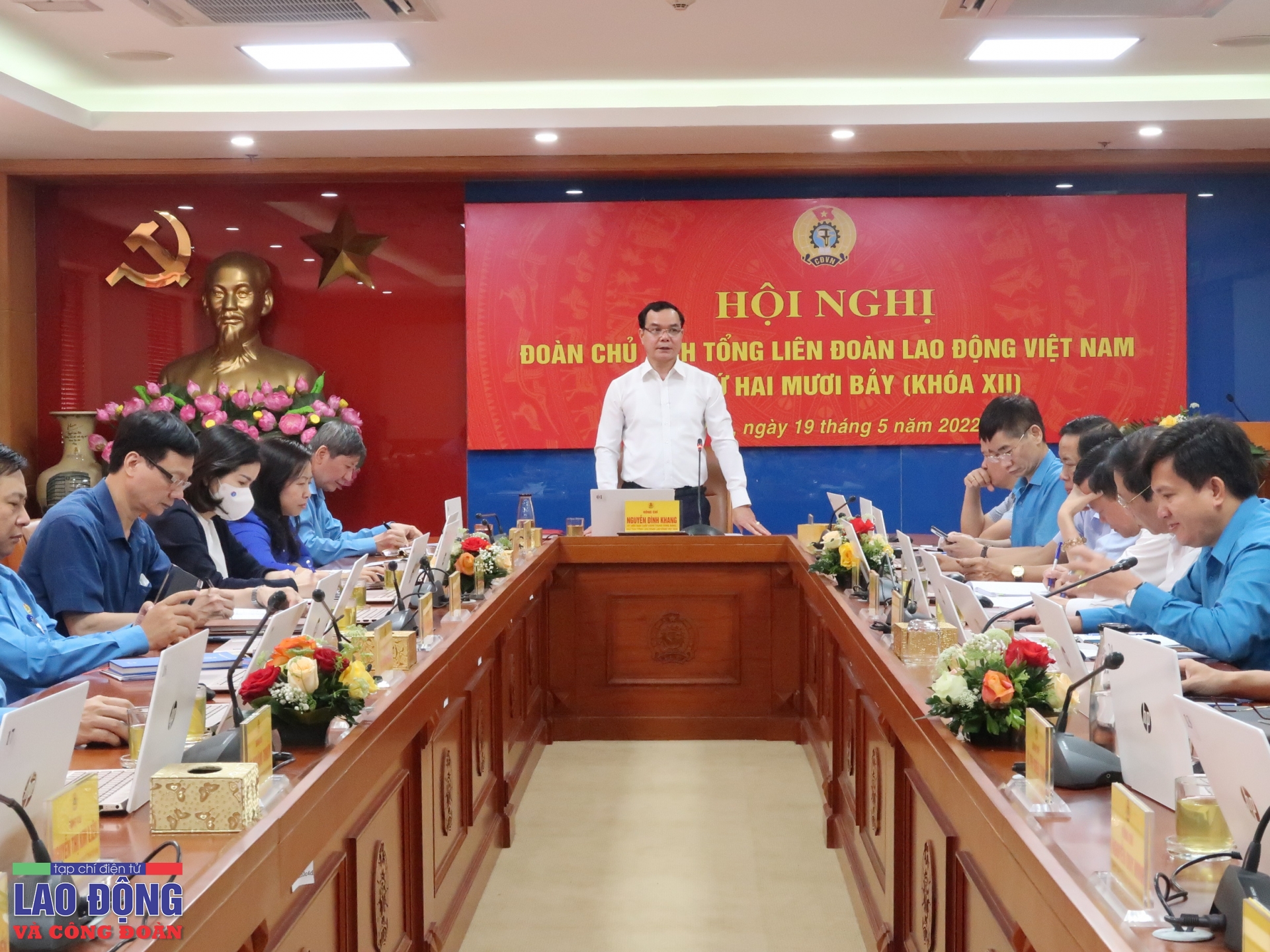 Hội nghị Đoàn Chủ tịch Tổng LĐLĐ Việt Nam lần thứ 27, khoá XII Hội nghị Đoàn Chủ tịch Tổng LĐLĐ Việt Nam lần thứ 27, khoá XII