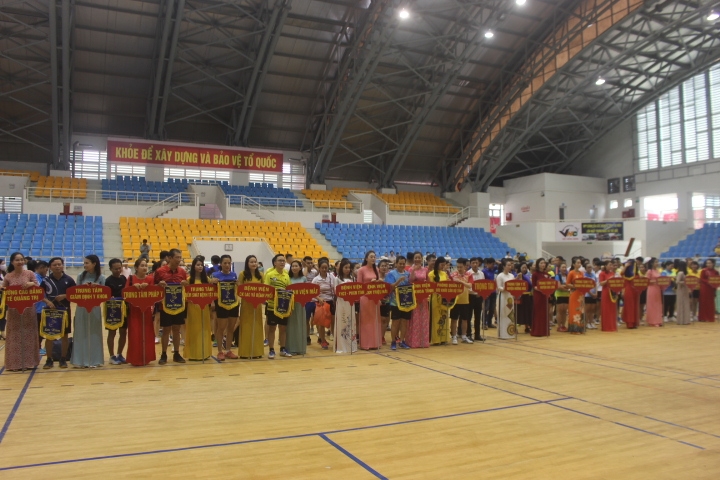 Giải Cầu lông chào mừng kỷ niệm 132 năm Ngày sinh Chủ tịch Hồ Chí Minh