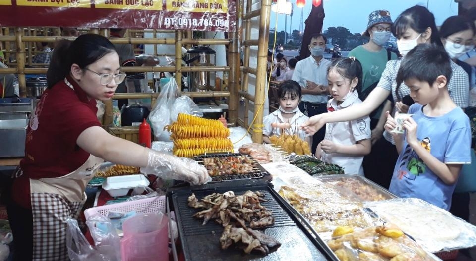 Khai mạc Lễ hội Ẩm thực và Du lịch làng nghề Hà Nội năm 2022 Khai mạc Lễ hội Ẩm thực và Du lịch làng nghề Hà Nội năm 2022