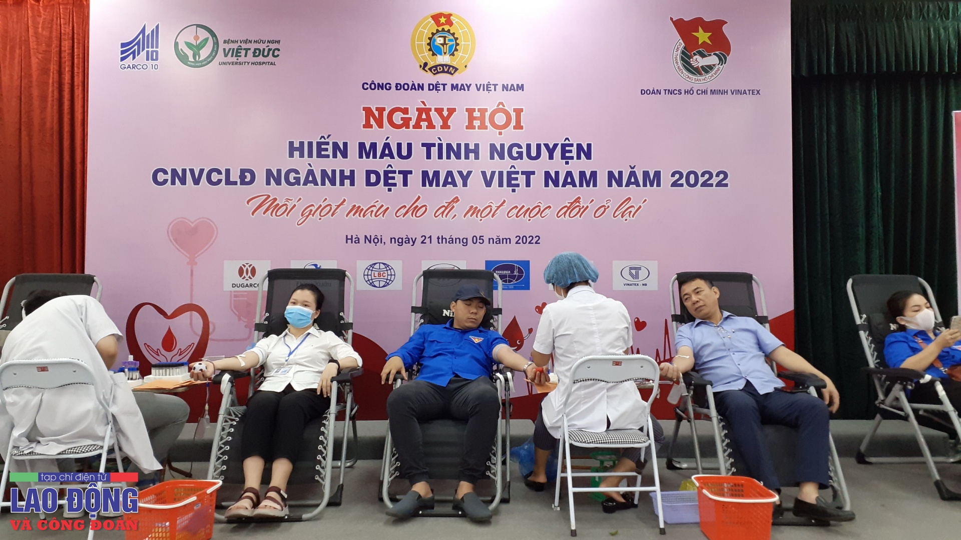 Công đoàn Dệt May Việt Nam nối dài “Hành trình đỏ”