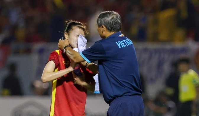 Khoảnh khắc vui sướng nhất đời của ông Chung