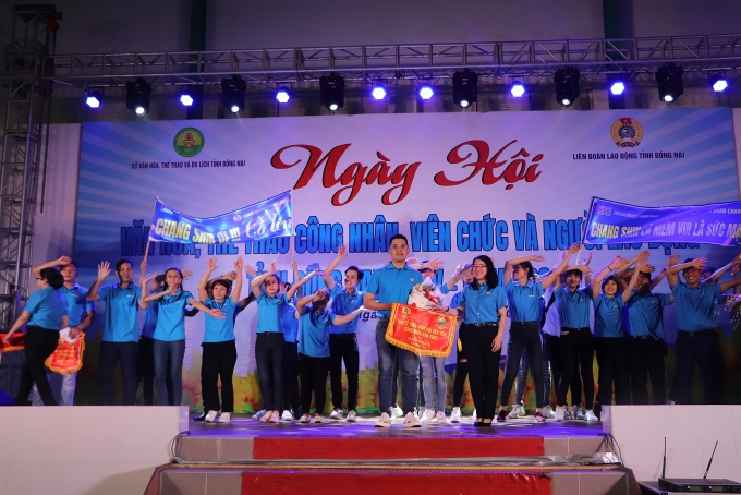 Đến để chia sẻ niềm vui: Ngày hội văn hóa công nhân tỉnh Đồng Nai năm 2022 Đến để chia sẻ niềm vui: Ngày hội văn hóa công nhân tỉnh Đồng Nai năm 2022