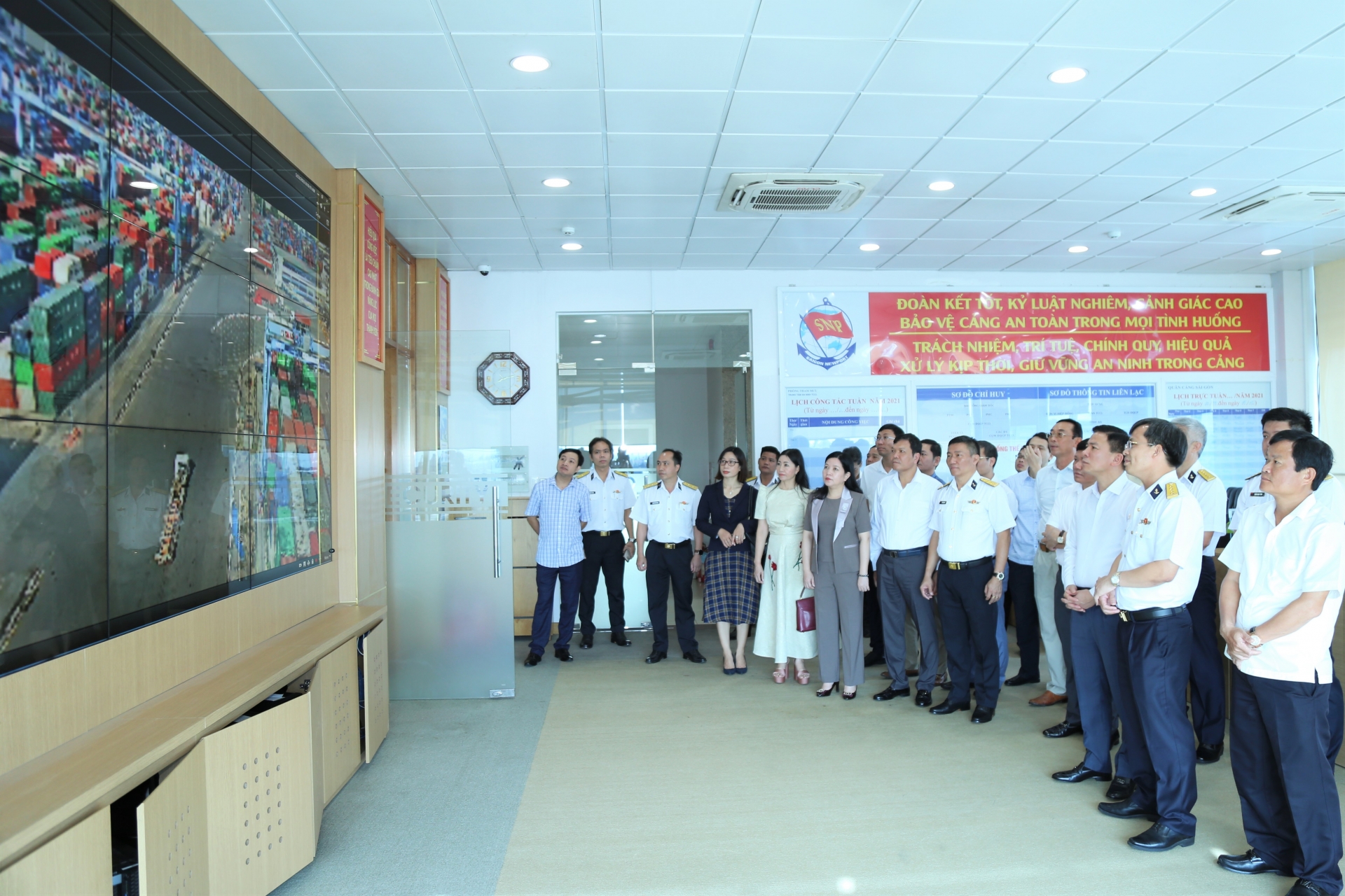 Sẵn sàng đồng hành cùng địa phương phát triển kinh tế biển