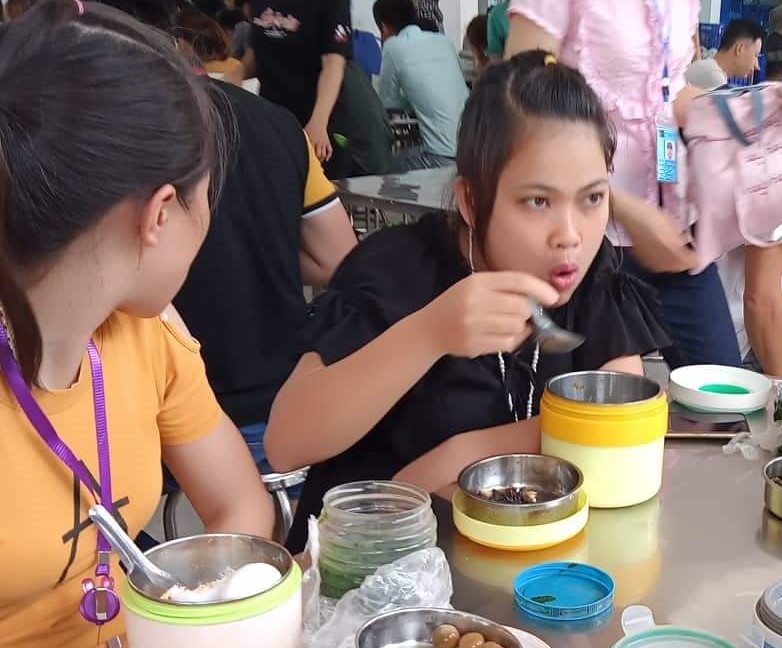 Đề nghị cải thiện chất lượng bữa ăn trưa – Tăng thời gian nghỉ giữa ca Đề nghị cải thiện chất lượng bữa ăn trưa – Tăng thời gian nghỉ giữa ca