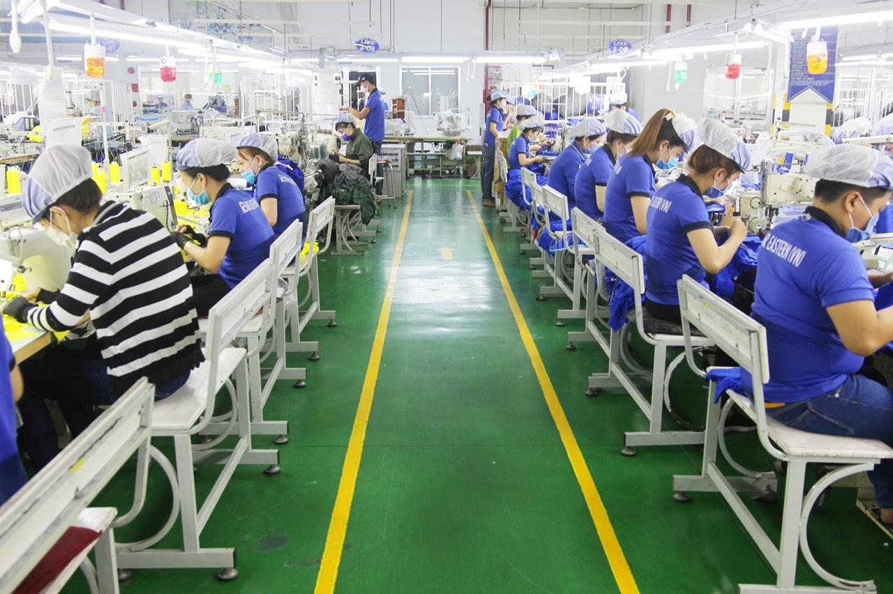 Đa số công nhân Bình Dương đều mong muốn làm việc lâu dài với doanh nghiệp Đa số công nhân Bình Dương đều mong muốn làm việc lâu dài với doanh nghiệp